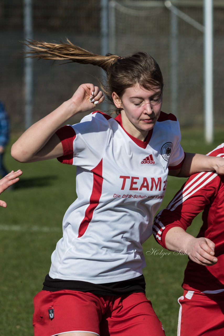 Bild 305 - Frauen SV Boostedt - Tralauer SV : Ergebnis: 12:0